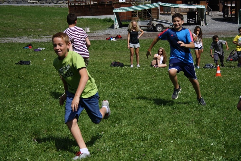 Village Camps International Summer Camp Leysin, Switzerland 2025-08-09 https://www.villagecamps.com/journals_admin/images/685-23-obstacle course (31).jpg